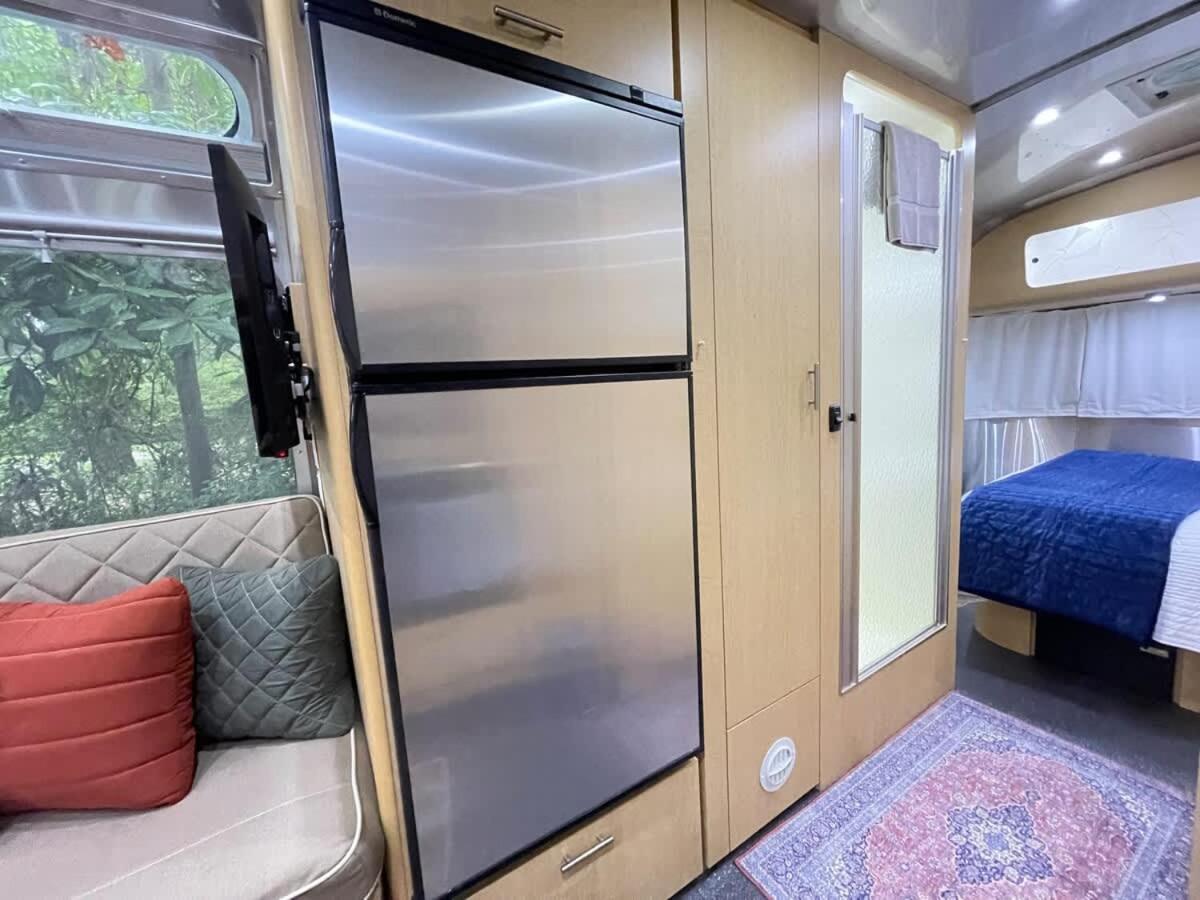 Limited Edition Airstream Midway Downtown & Campsite Savannah